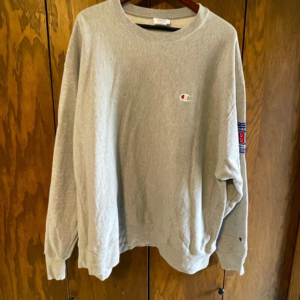Champion Reverse Weave Crewneck sweatshirt, worn once